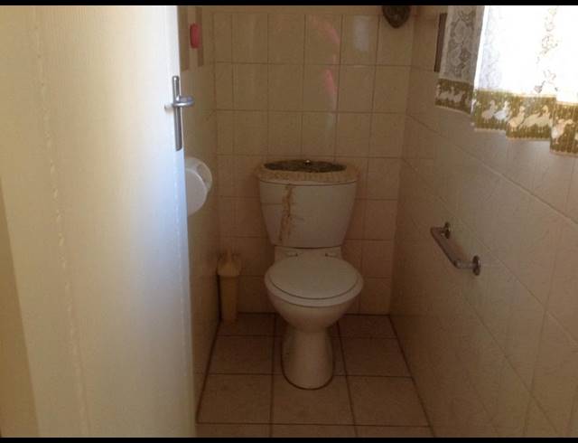 1 BEDROOM APARTMENT FOR SALE IN PIETERMARITZBURG CENTRAL